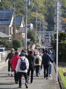 還熊八幡神社参道　写真