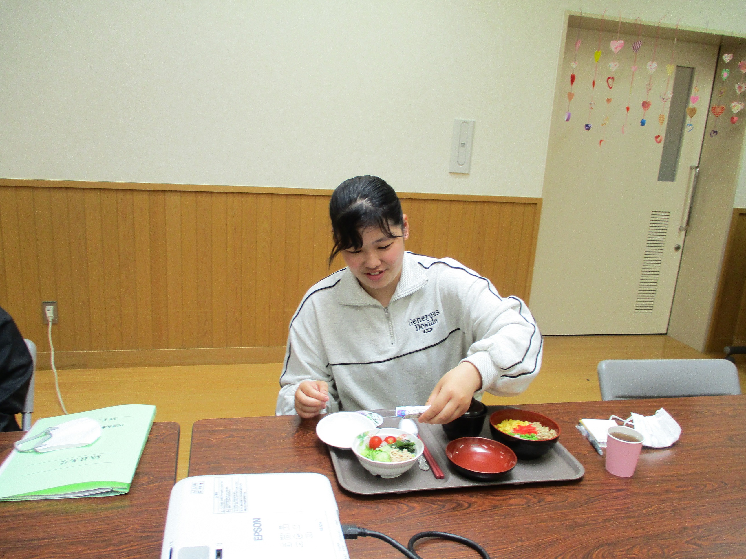 給食試食
