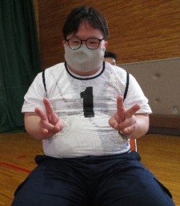 ③