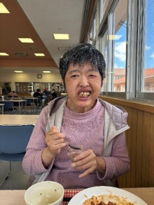③